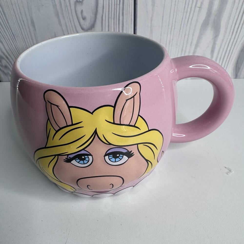 VTG Miss Piggy Coffee Mug Cup Muppets Disney Store Pink Large Embossed 16oz